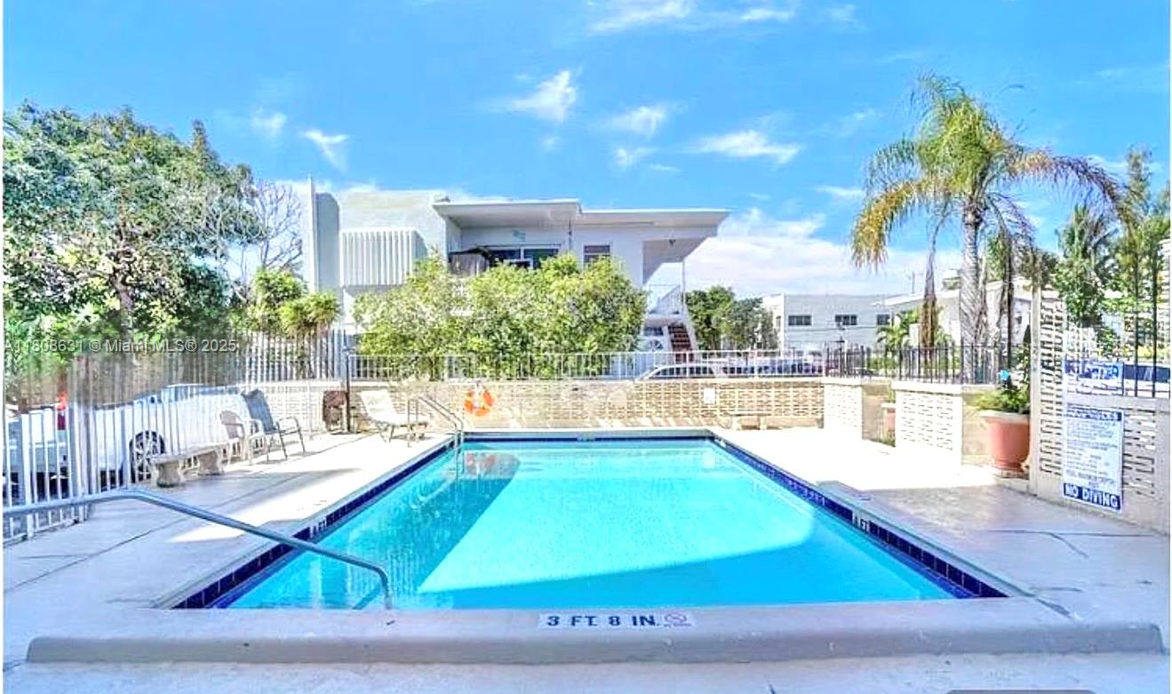 BYRON GARDENS CONDO - Residential