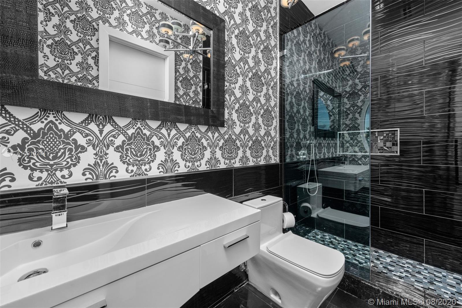 EASTERN SHORES - Residential