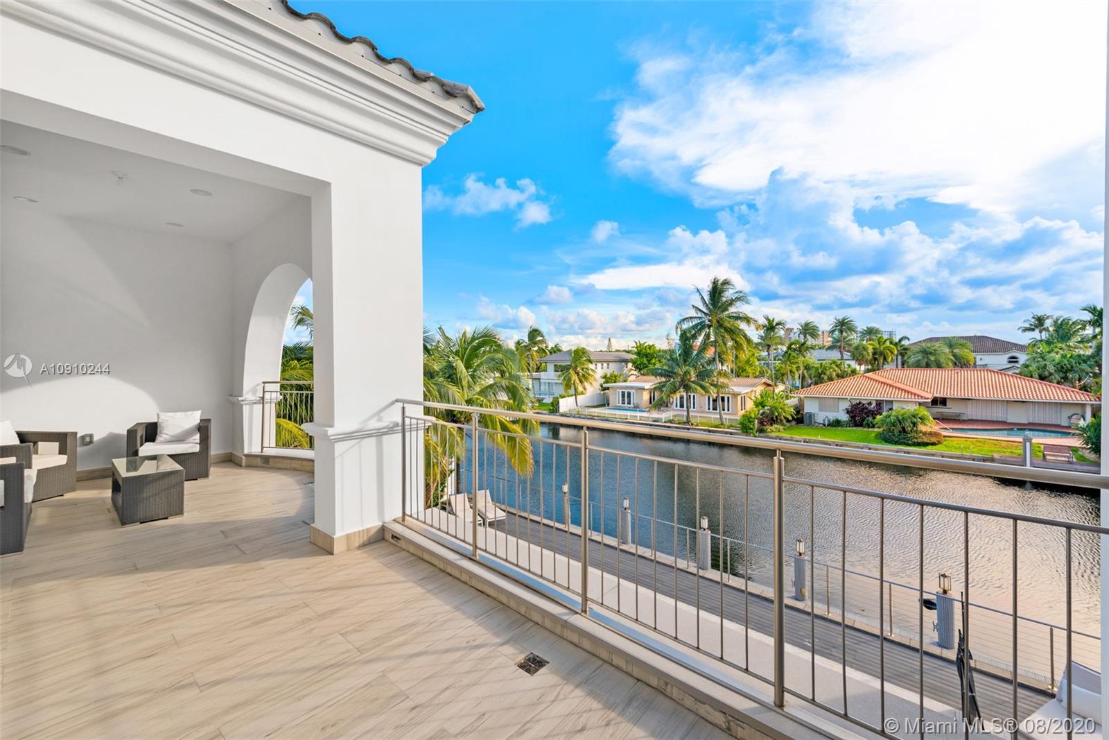 EASTERN SHORES - Residential