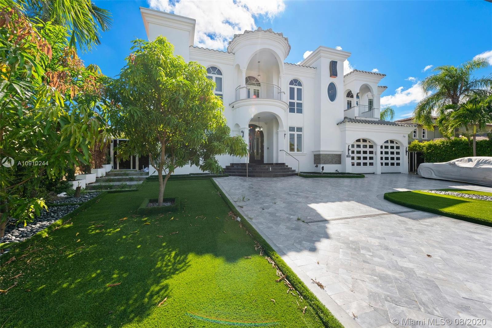 EASTERN SHORES - Residential