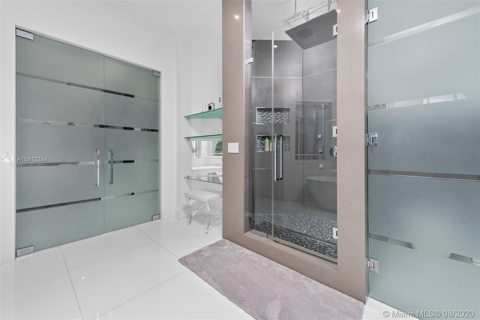 EASTERN SHORES - Residential