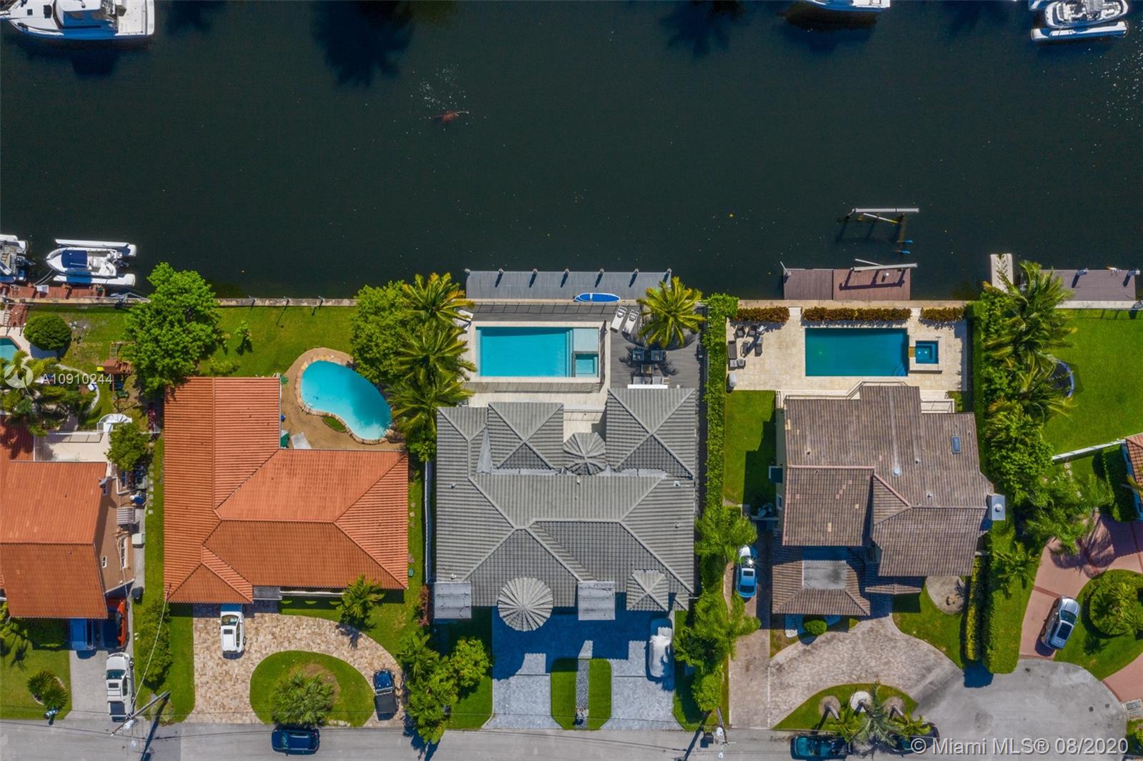 EASTERN SHORES - Residential