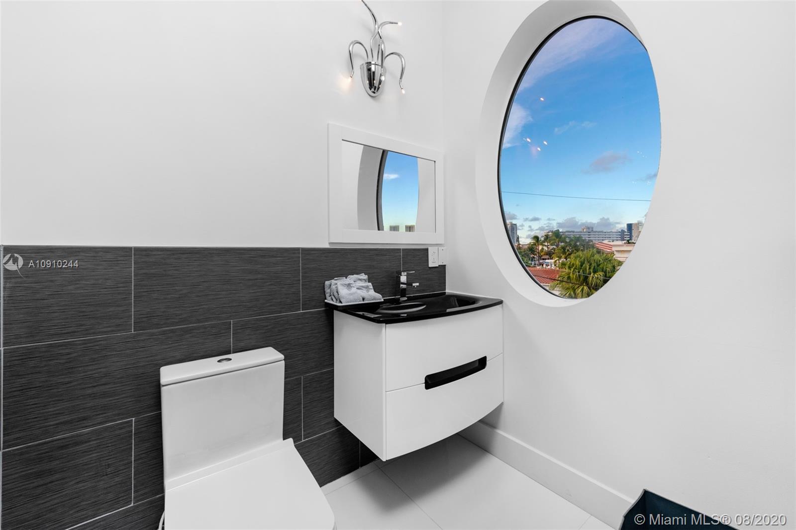 EASTERN SHORES - Residential