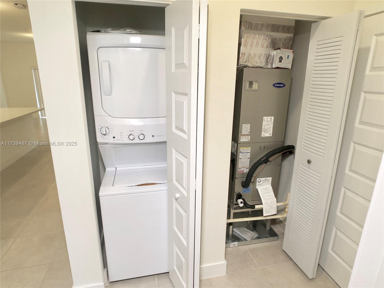 APEX AT PARK CENTRAL COND - Residential