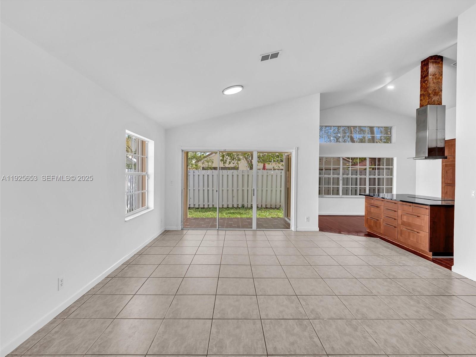 Bermuda Springs - Residential