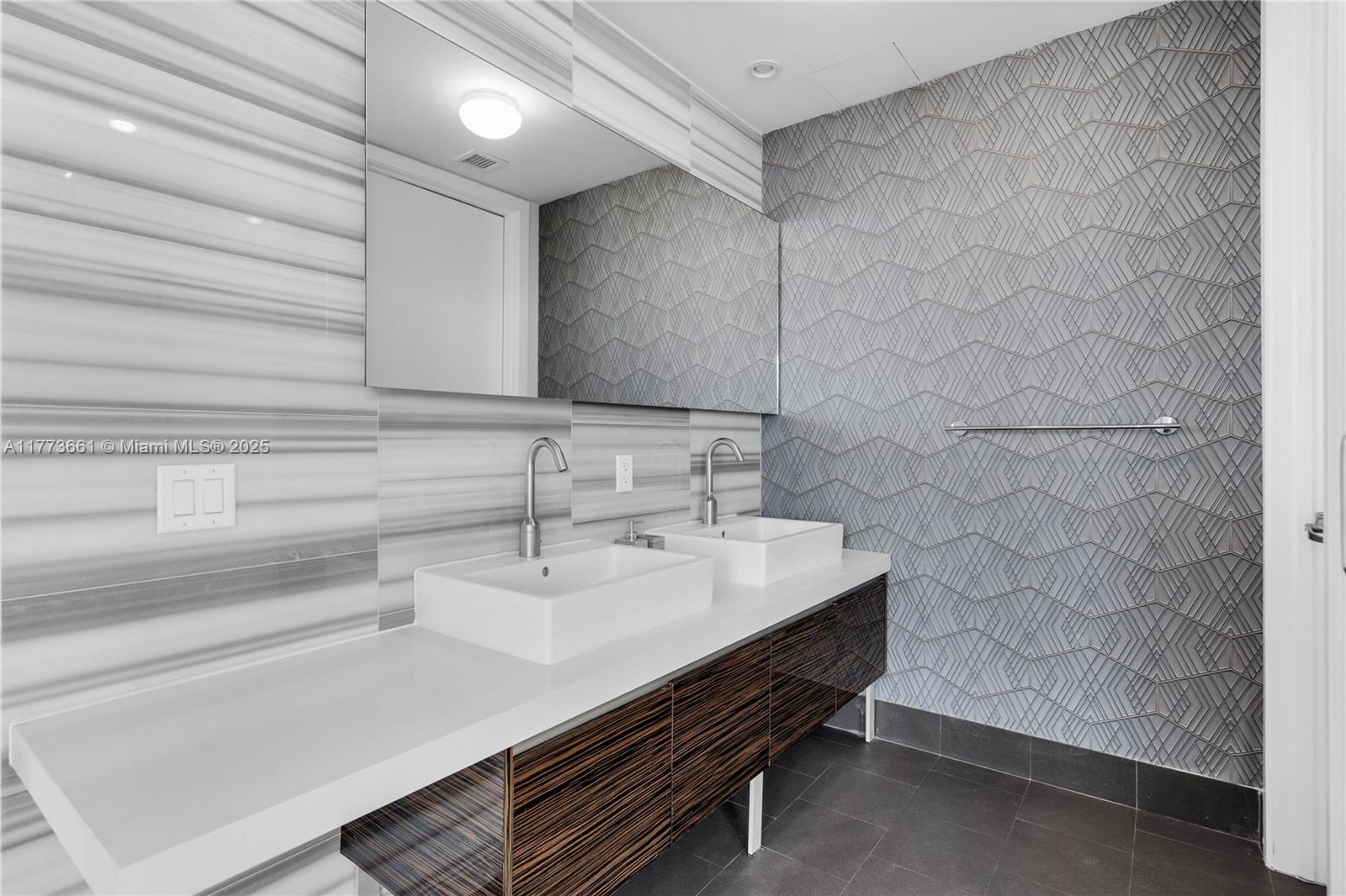 MARQUIS CONDO - Residential Lease