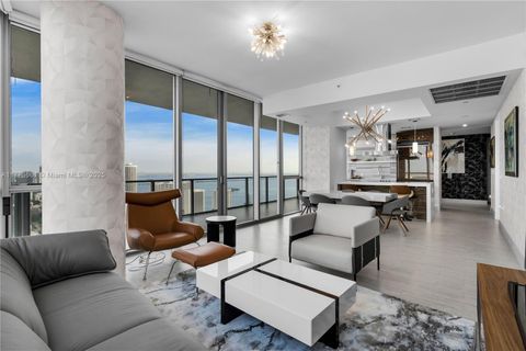 1100 Biscayne Blvd 4605 Miami FL 33132