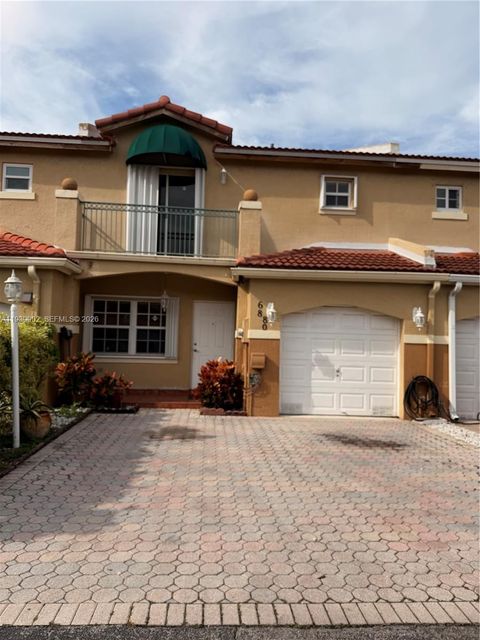 6880 SW 158 CT Miami FL 33193