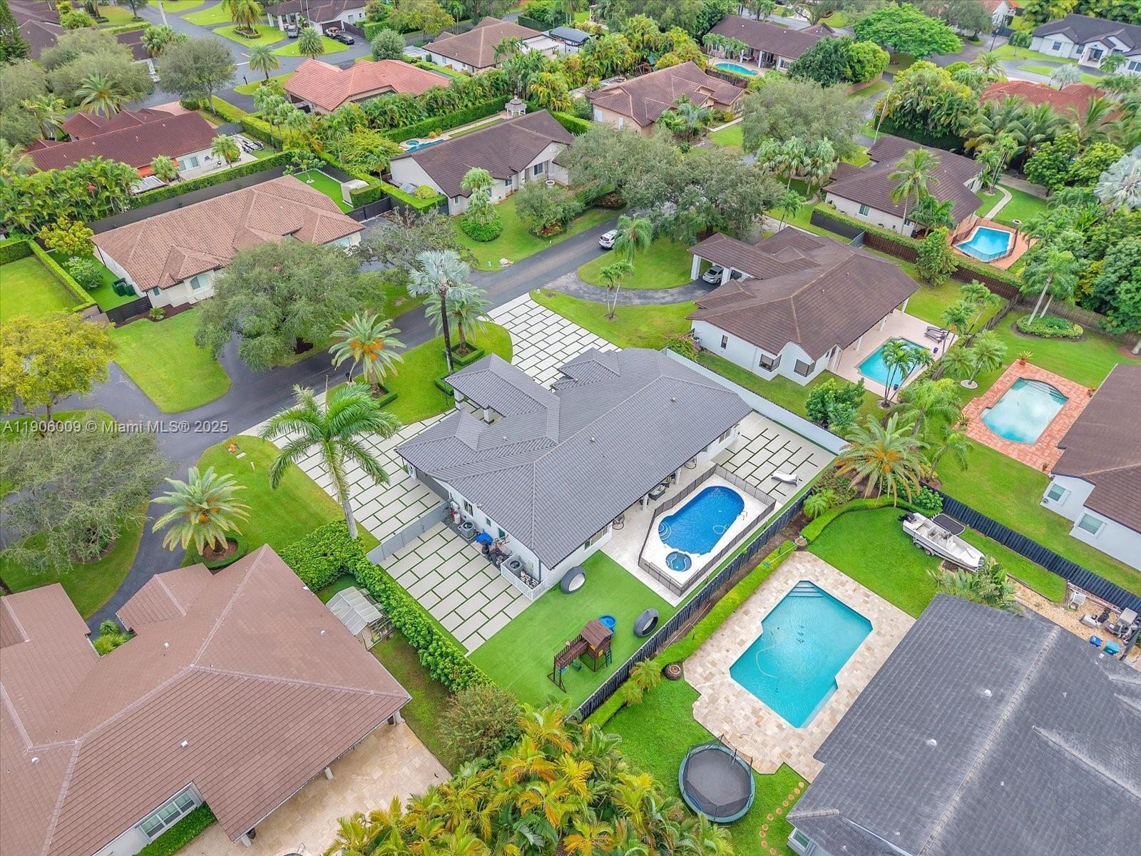 POINCIANA GARDENS - Residential