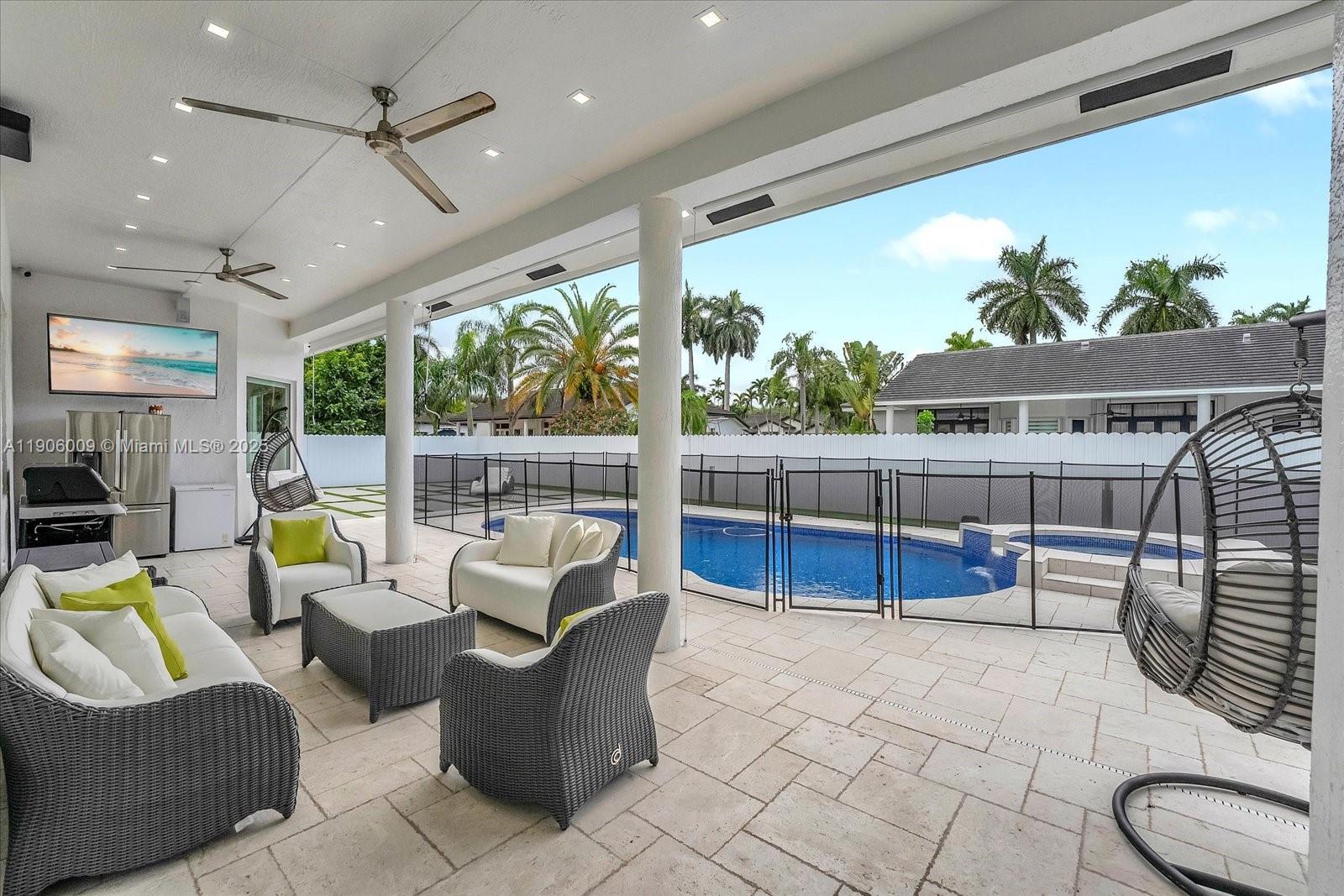 POINCIANA GARDENS - Residential