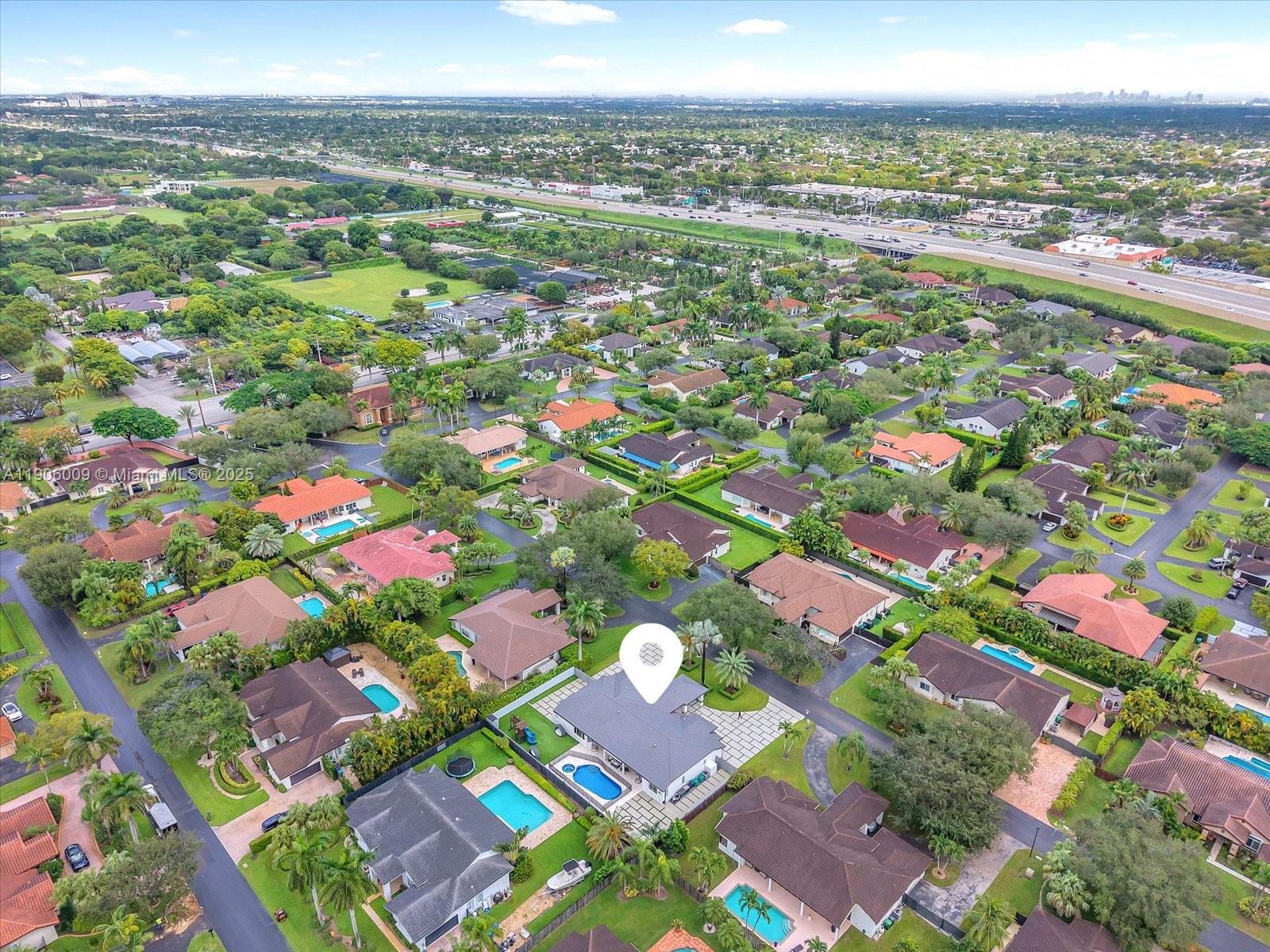 POINCIANA GARDENS - Residential