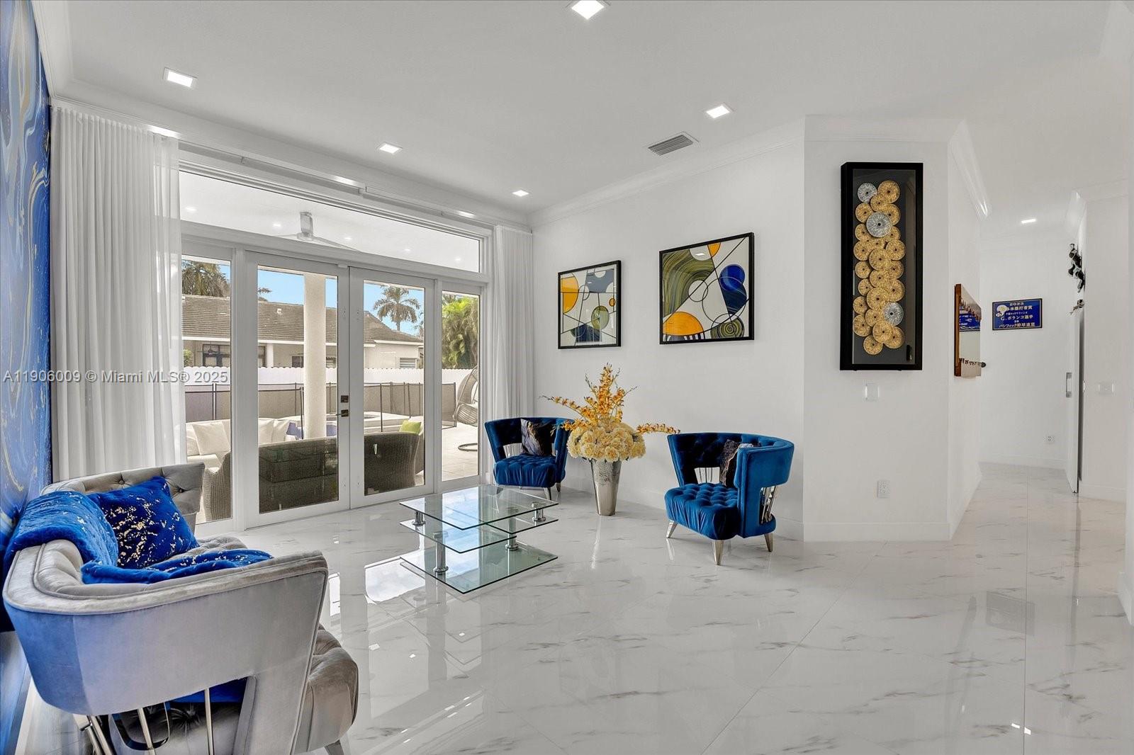 POINCIANA GARDENS - Residential