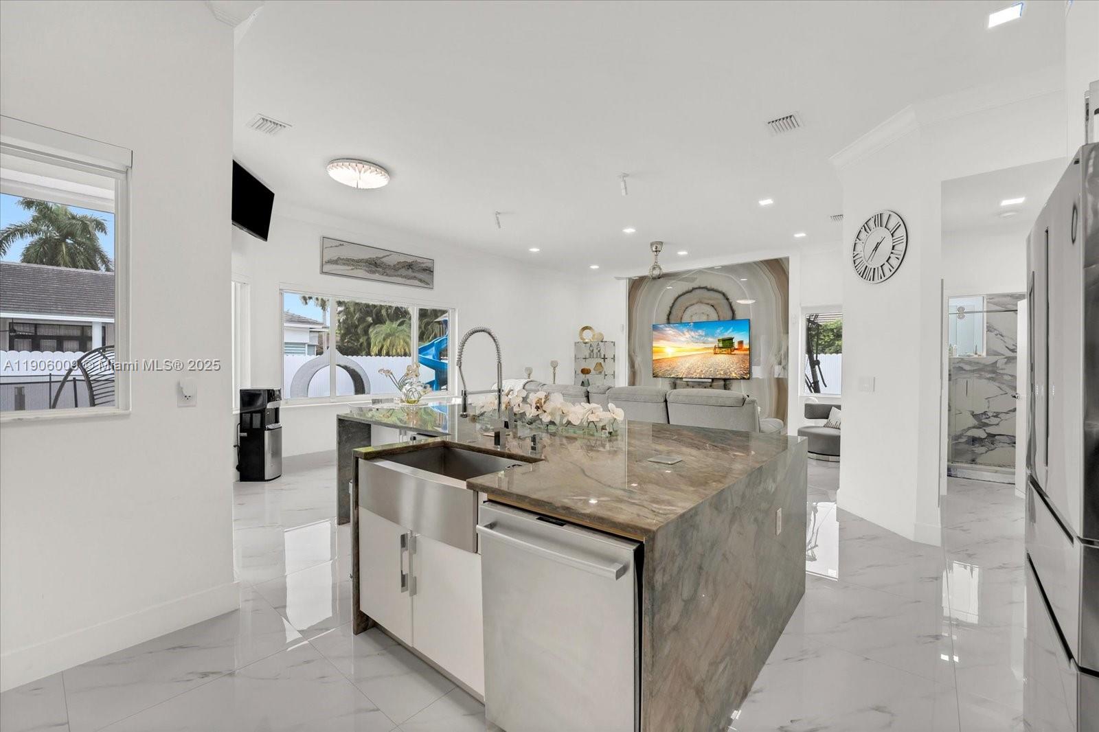 POINCIANA GARDENS - Residential