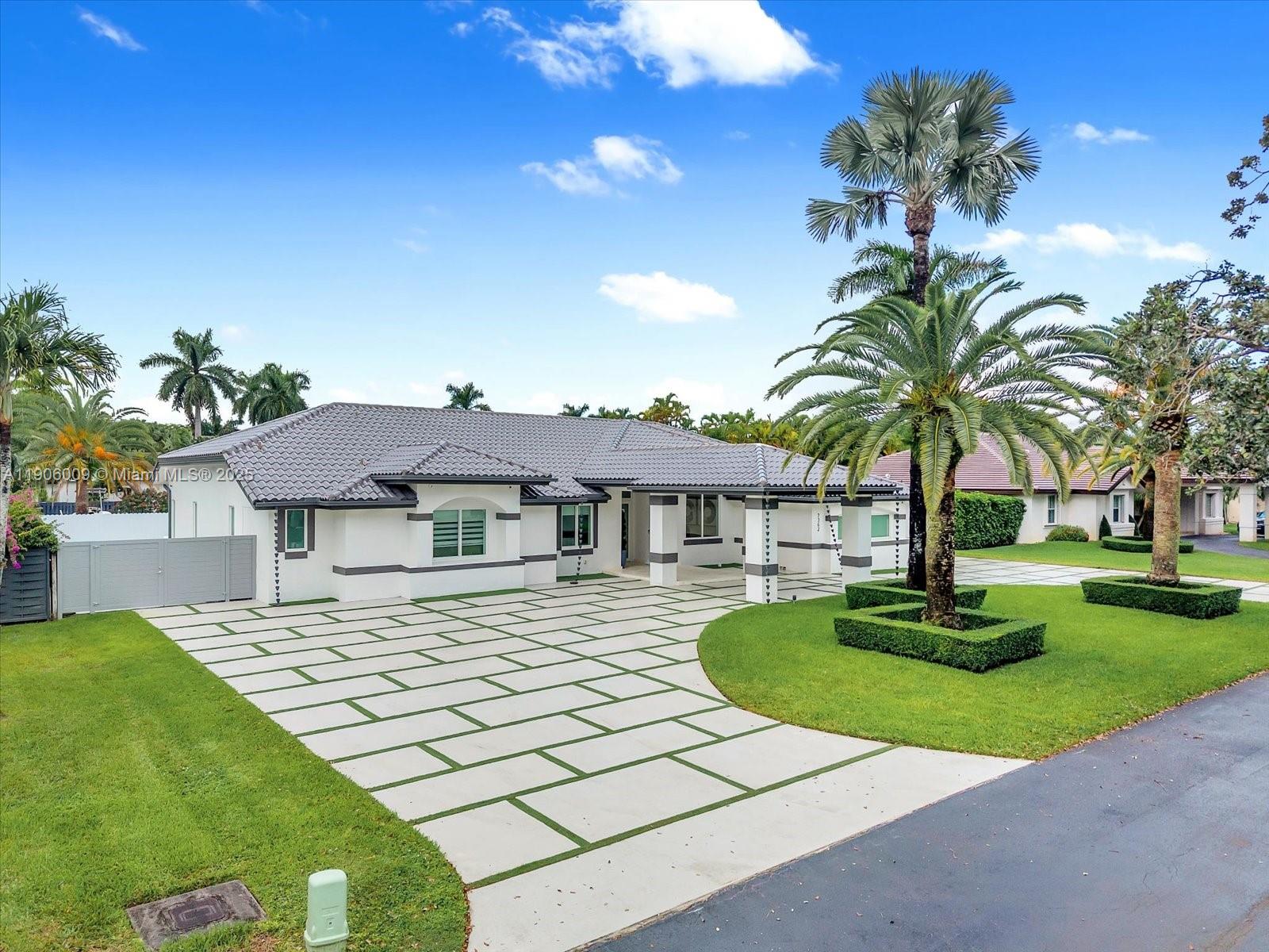 POINCIANA GARDENS - Residential