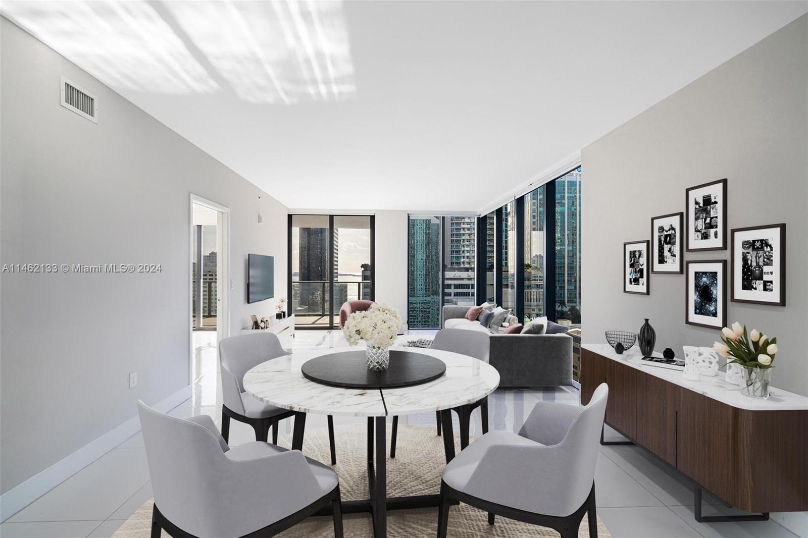 Property for Sale at 1010 Brickell Ave 1905, Miami, Broward County, Florida - Bedrooms: 3 
Bathrooms: 3  - $1,395,000