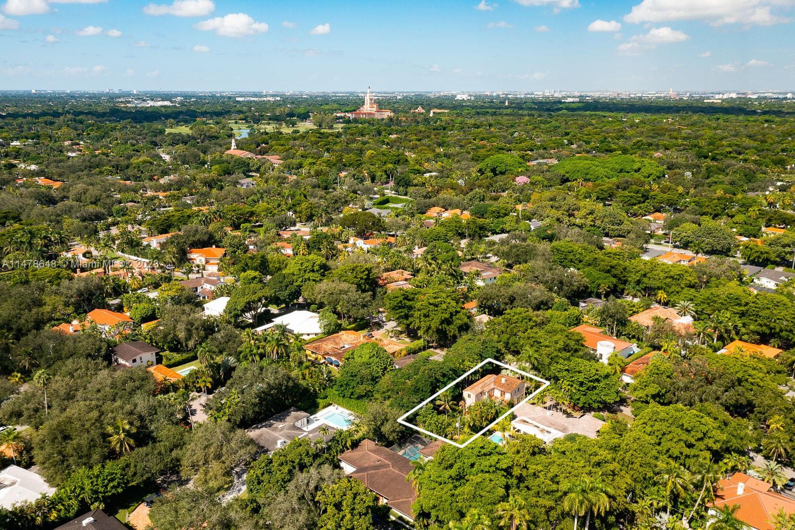 CORAL GABLES RIVIERA SEC - Residential