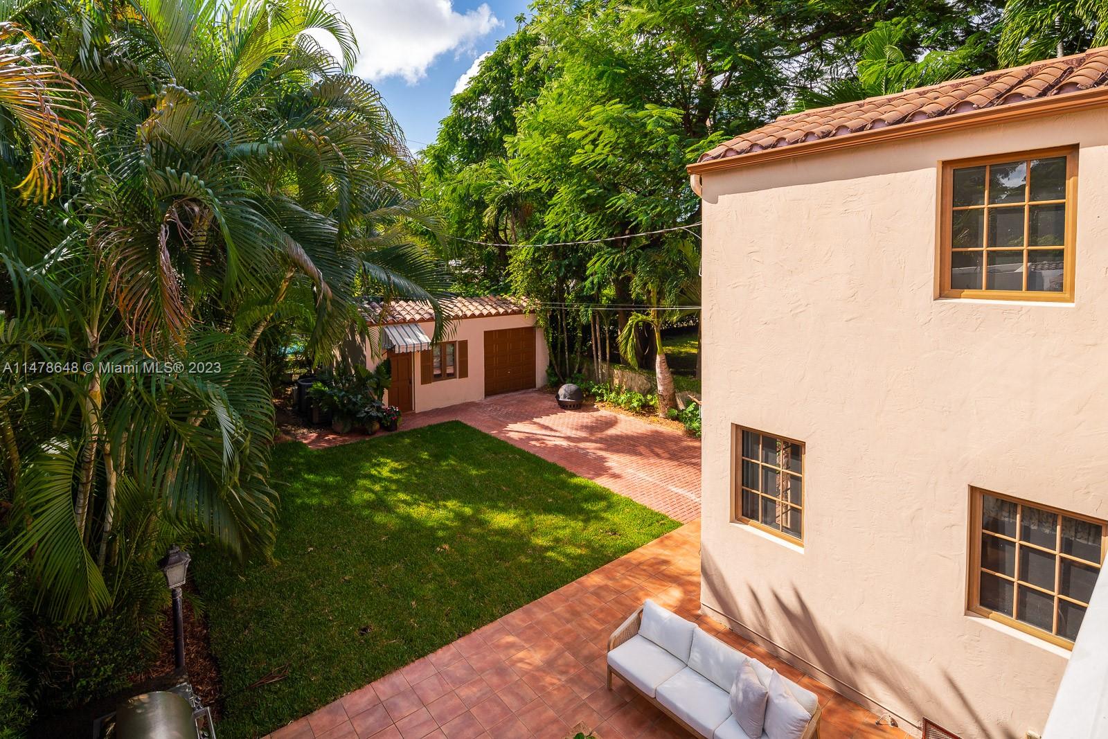 CORAL GABLES RIVIERA SEC - Residential