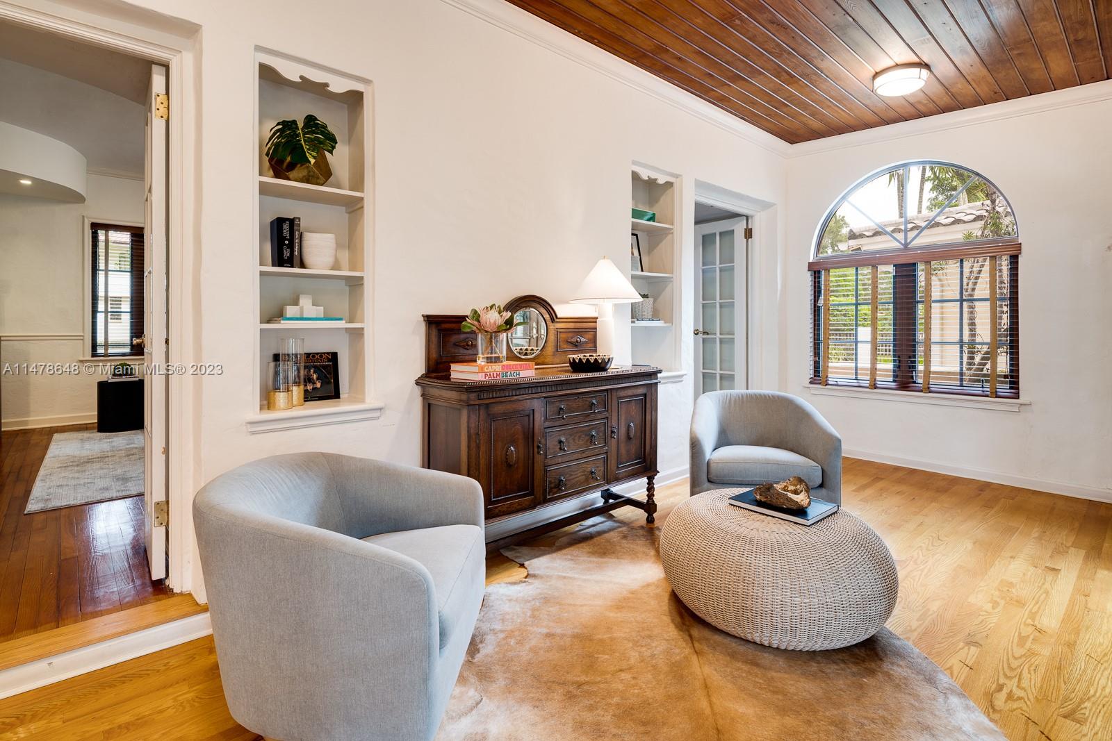 CORAL GABLES RIVIERA SEC - Residential