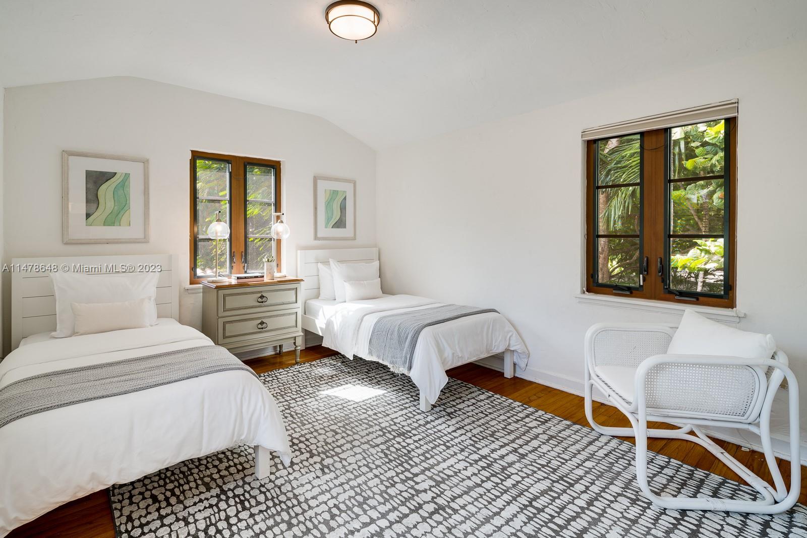 CORAL GABLES RIVIERA SEC - Residential