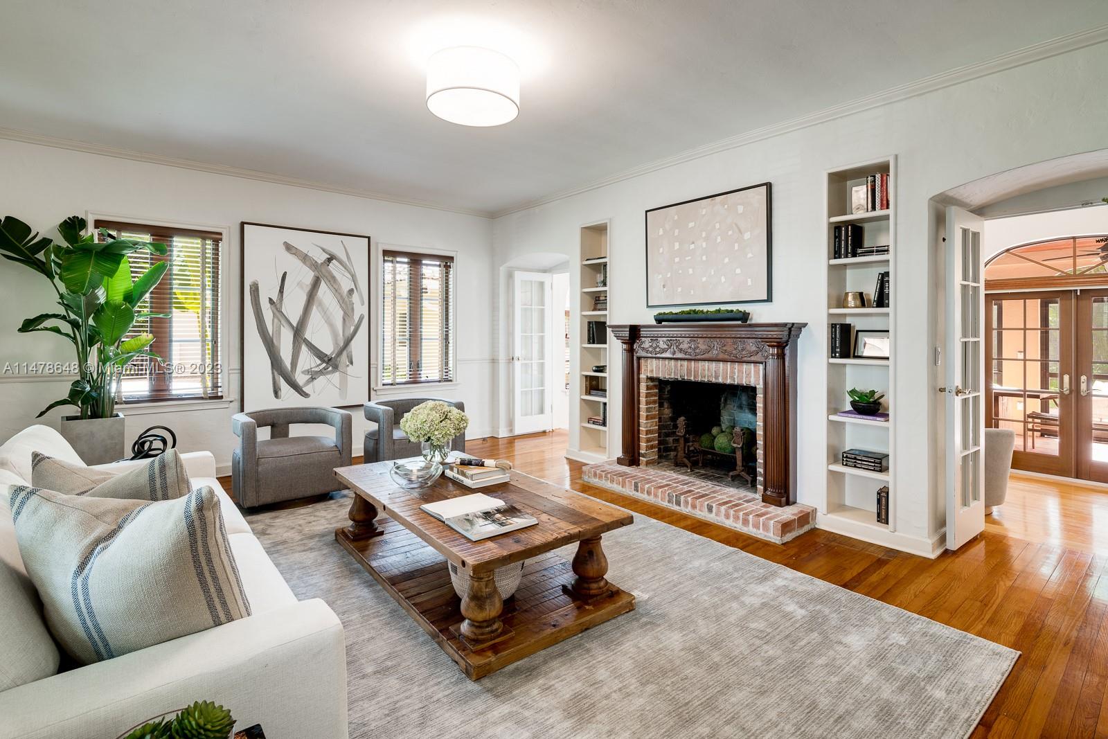 CORAL GABLES RIVIERA SEC - Residential