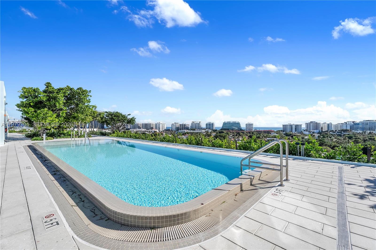 BAY HARBOR ISLAND - Residential