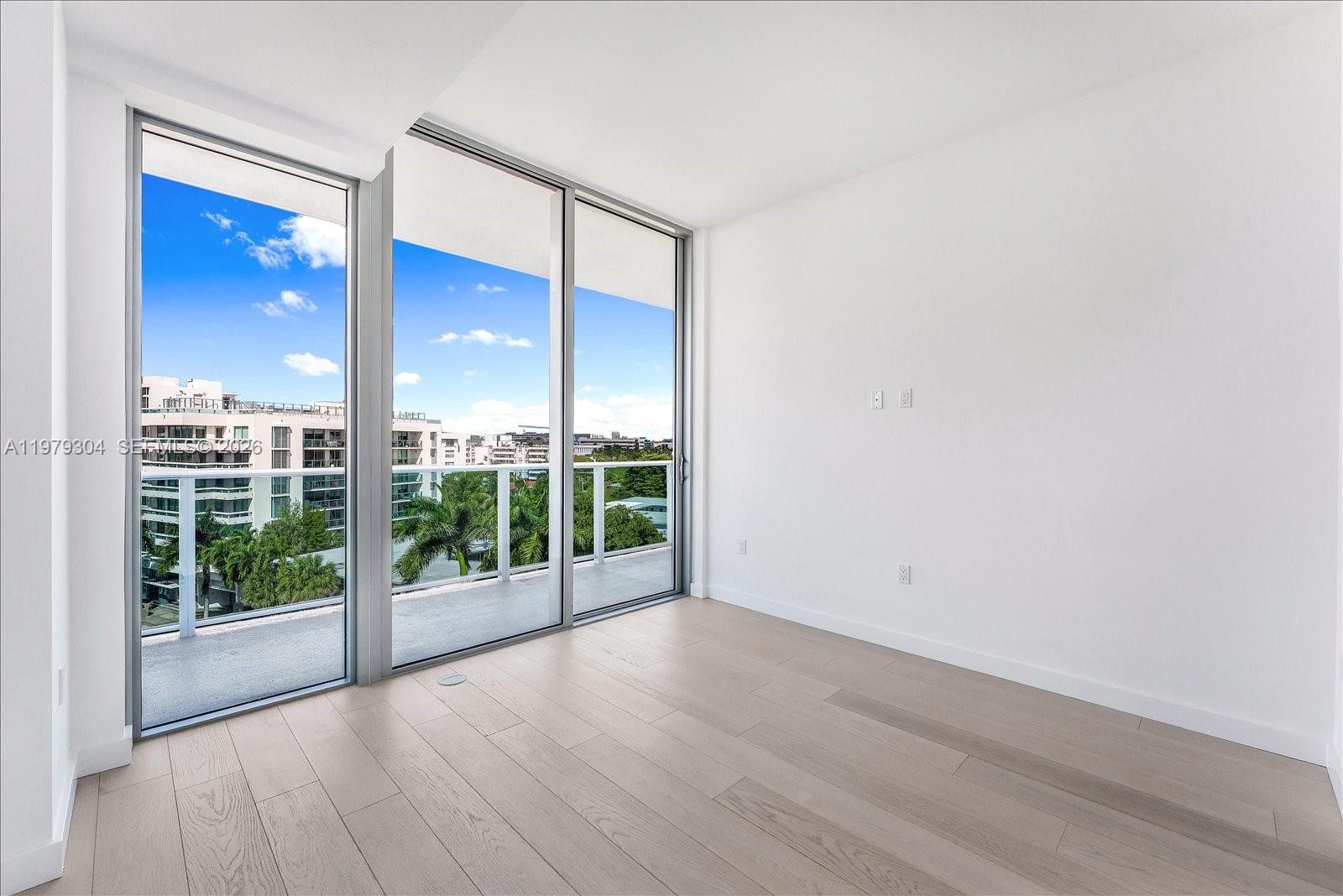 BAY HARBOR ISLAND - Residential