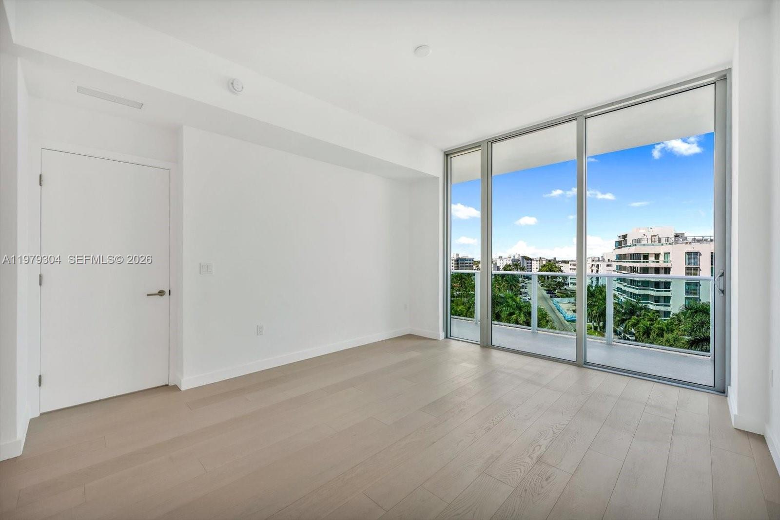 BAY HARBOR ISLAND - Residential