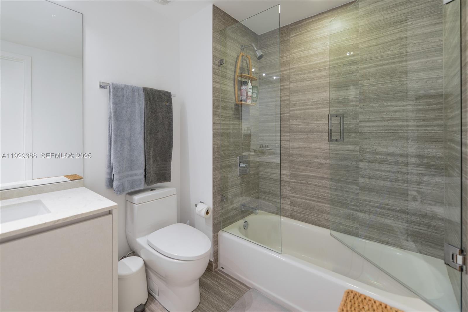 1010 BRICKELL CONDO - Residential Lease