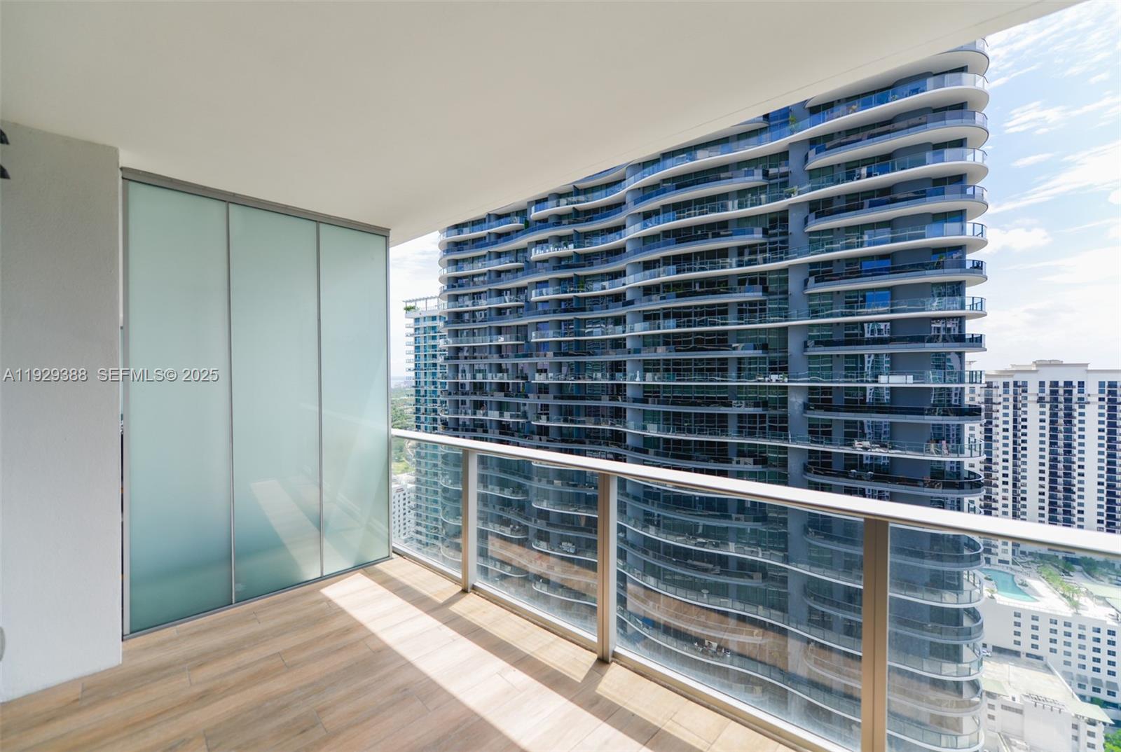 1010 BRICKELL CONDO - Residential Lease