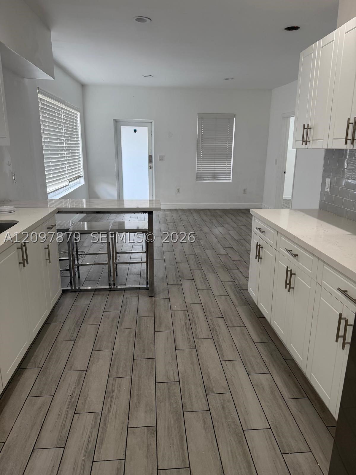 1152 NW 29th Ter