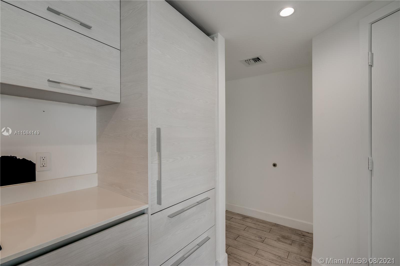 1300 S MIAMI AVENUE CONDO - Residential Lease