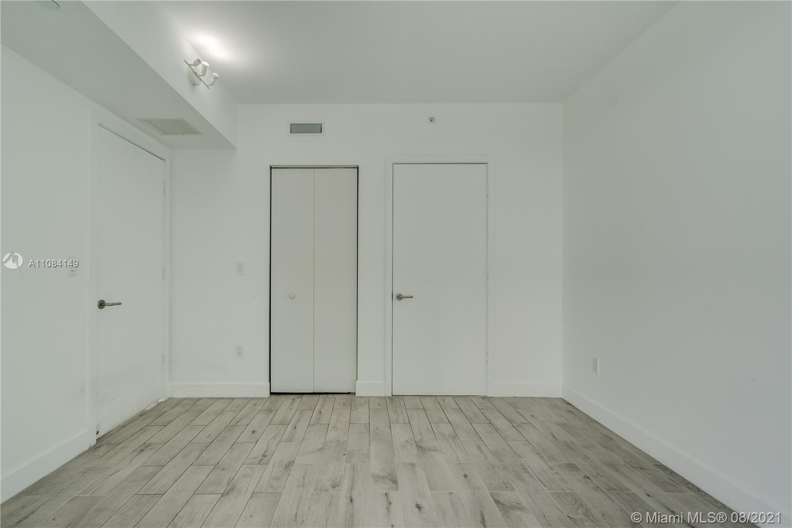 1300 S MIAMI AVENUE CONDO - Residential Lease