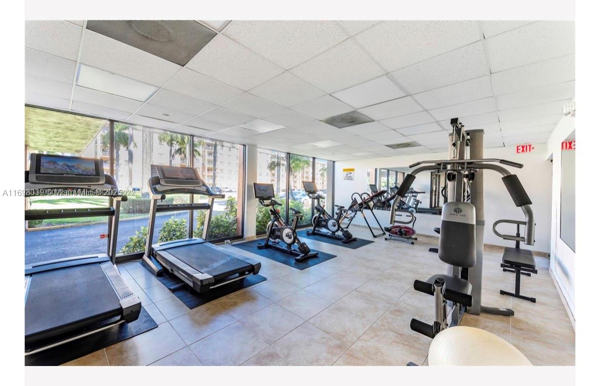 THE FOUNTAINS AT FONTAINE - Residential