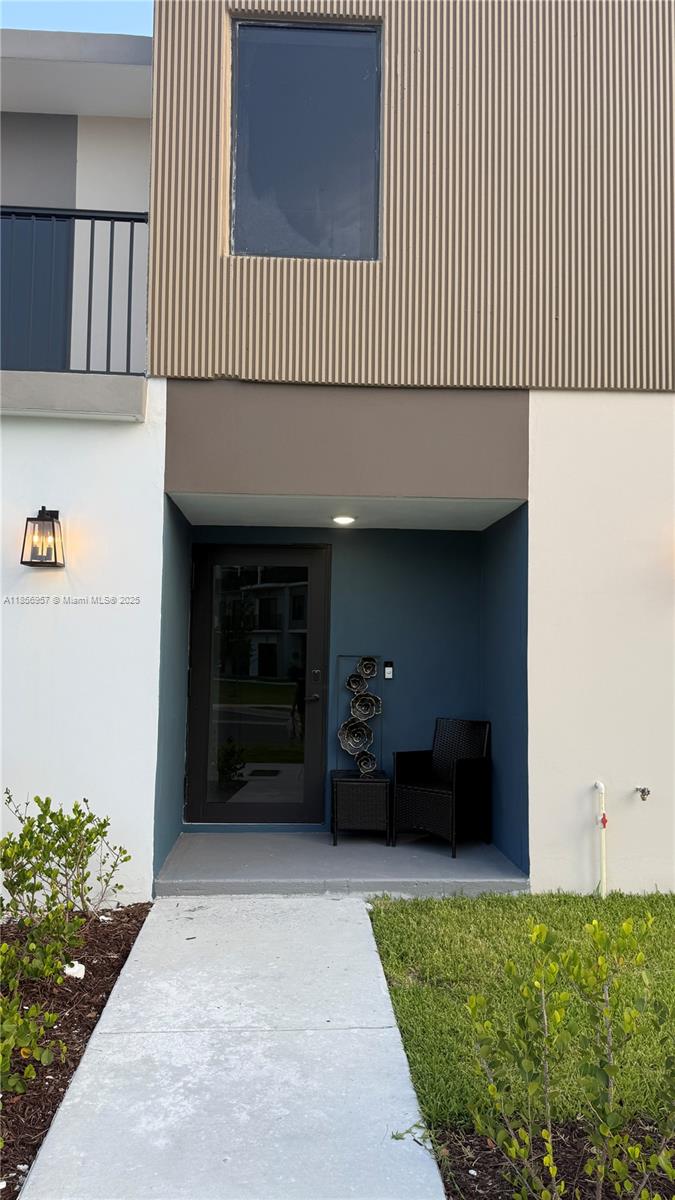 ALL UTLITIES INCLUDED !!! No HOA approval needed move in today!
This newly built 3-bedroom, 2-bathroom, offering a modern & spacious living experience. As you enter, you're greeted by a welcoming open-concept living space. The living room features large windows that let in plenty of natural light. Fully equipped with stainless steel appliances, a large center island, and ample counter space for meal prep. 2nd level features the spacious master bedroom with a large walk-in closet & en-suite bathroom. 2 good-sized bedroom on this floor, ideal for a guest room, home office, or child’s bedroom. Washer and dryer included