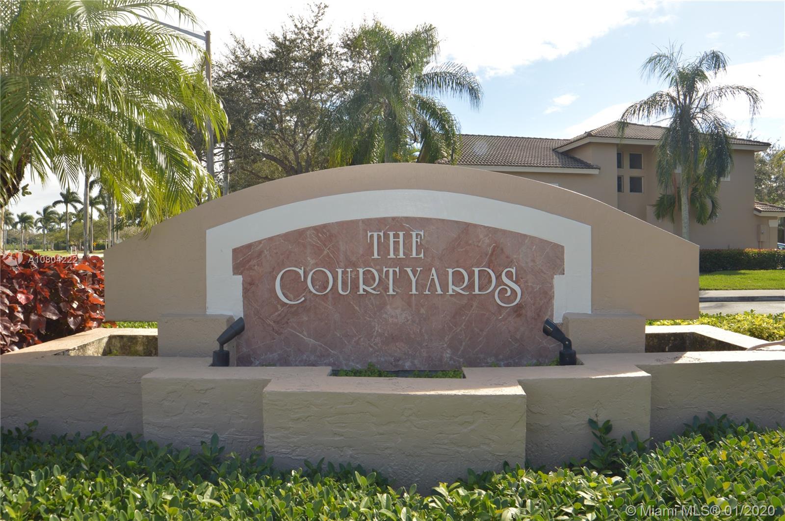 HOLLYWOOD LAKES COUNTRY C - Residential