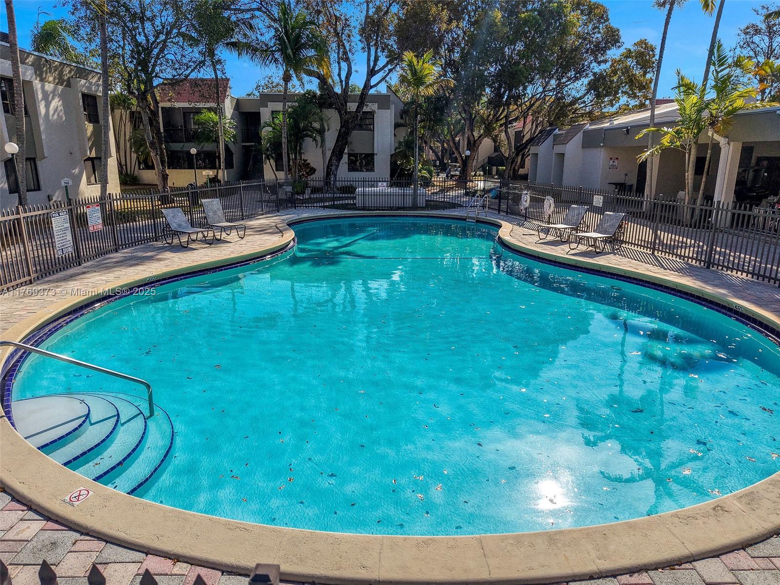 VENETIAN PALMS CONDO - Residential