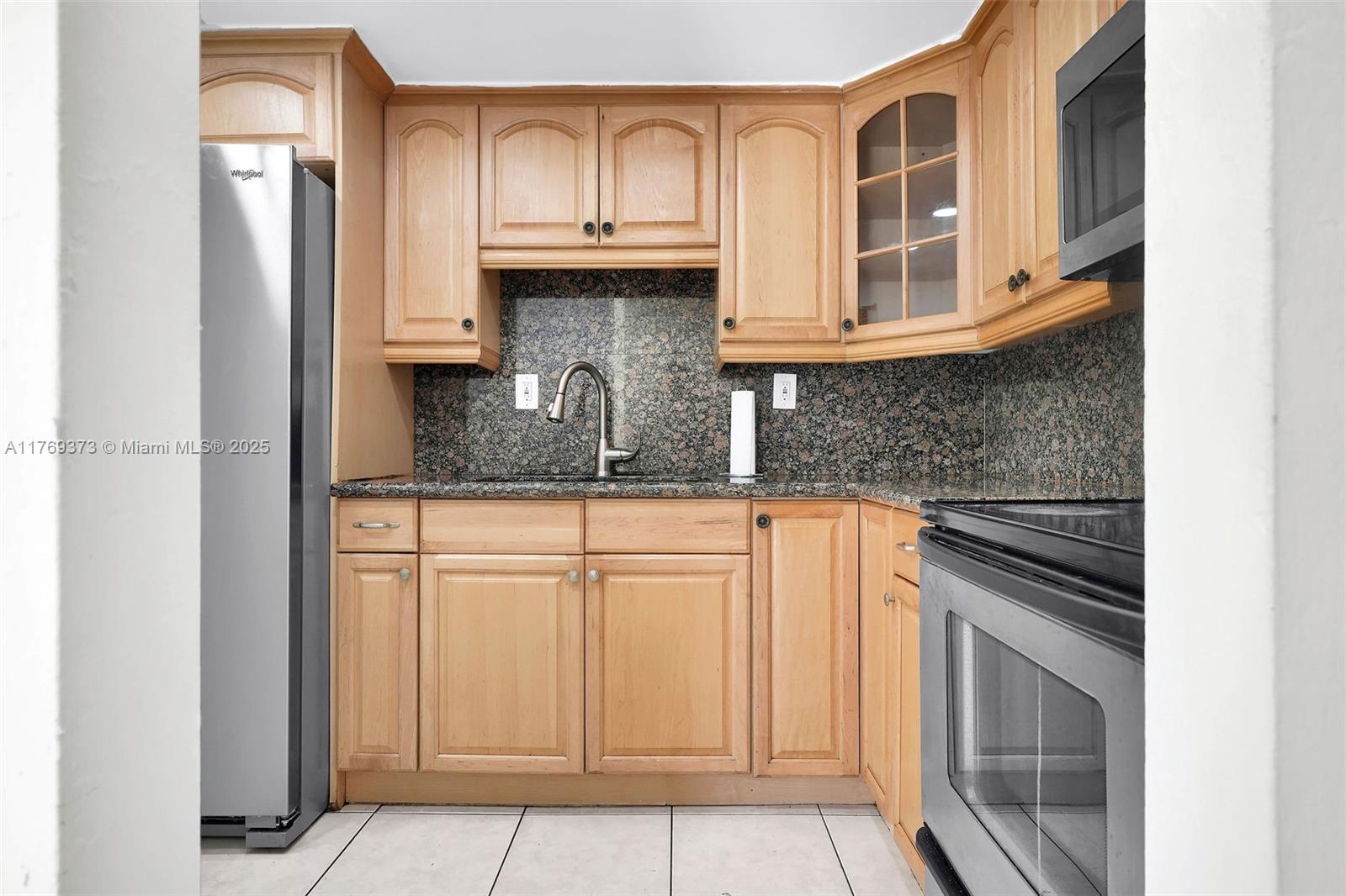 VENETIAN PALMS CONDO - Residential