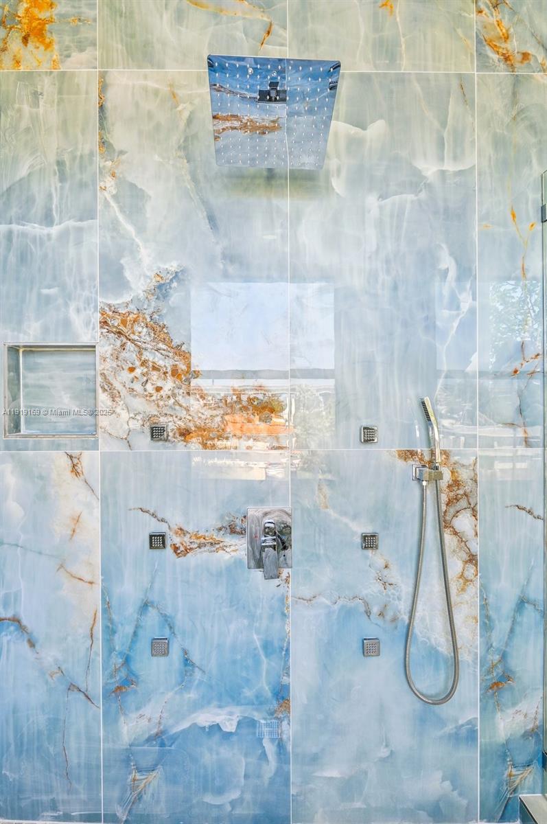 FLAMINGO PARK SEC - Residential