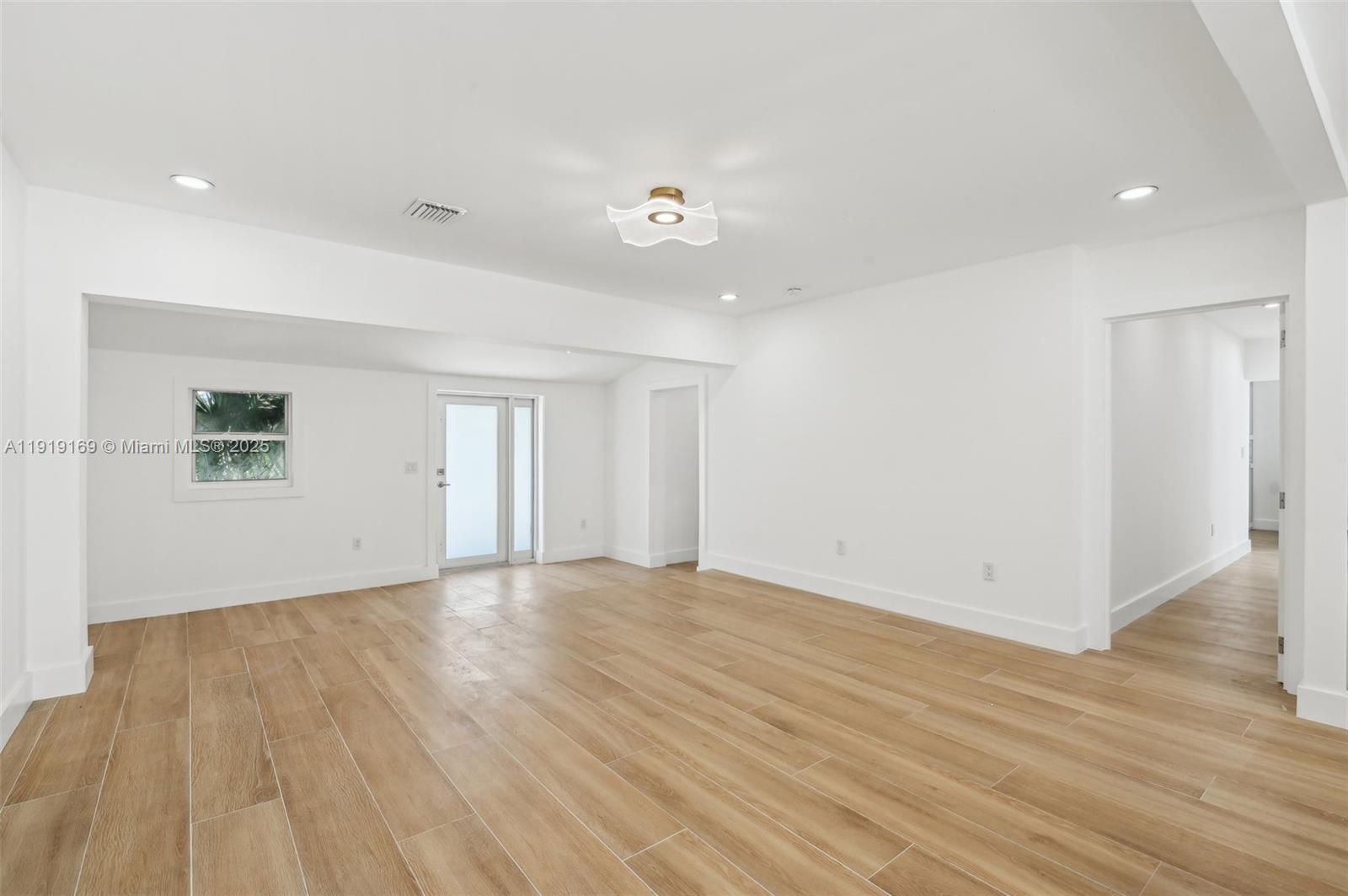 FLAMINGO PARK SEC - Residential