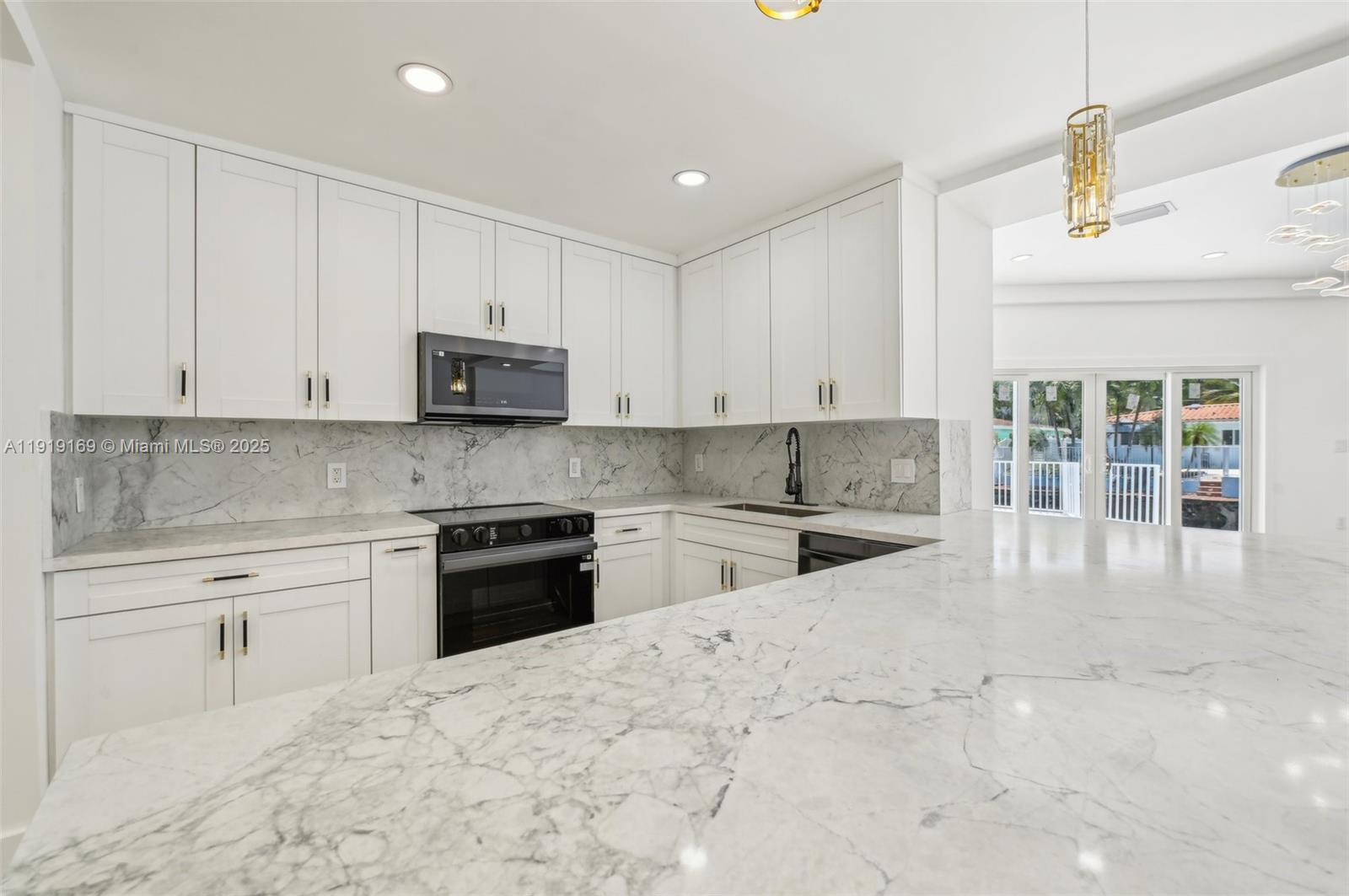 FLAMINGO PARK SEC - Residential