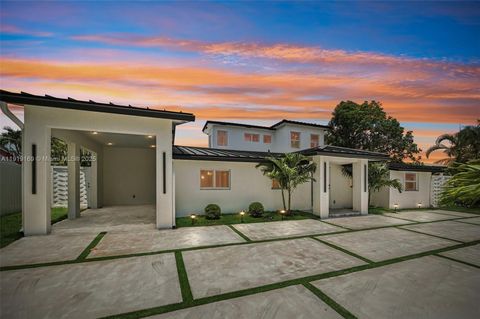 2001 SW 23rd Ave Fort Lauderdale FL 33312