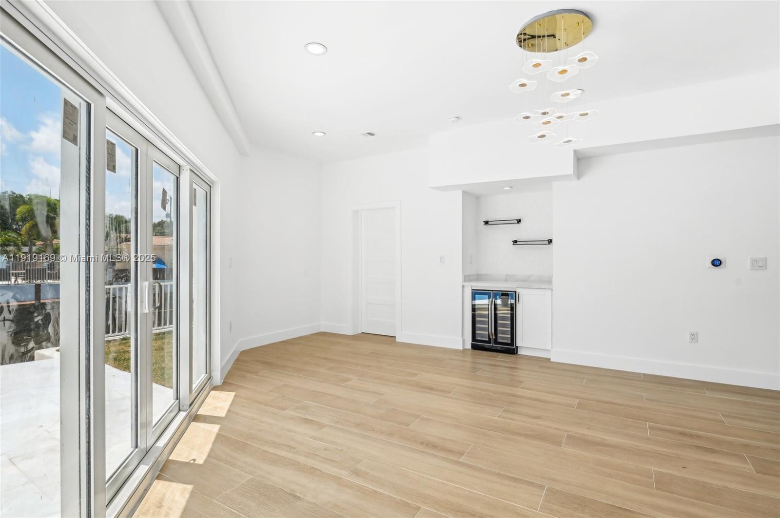 FLAMINGO PARK SEC - Residential