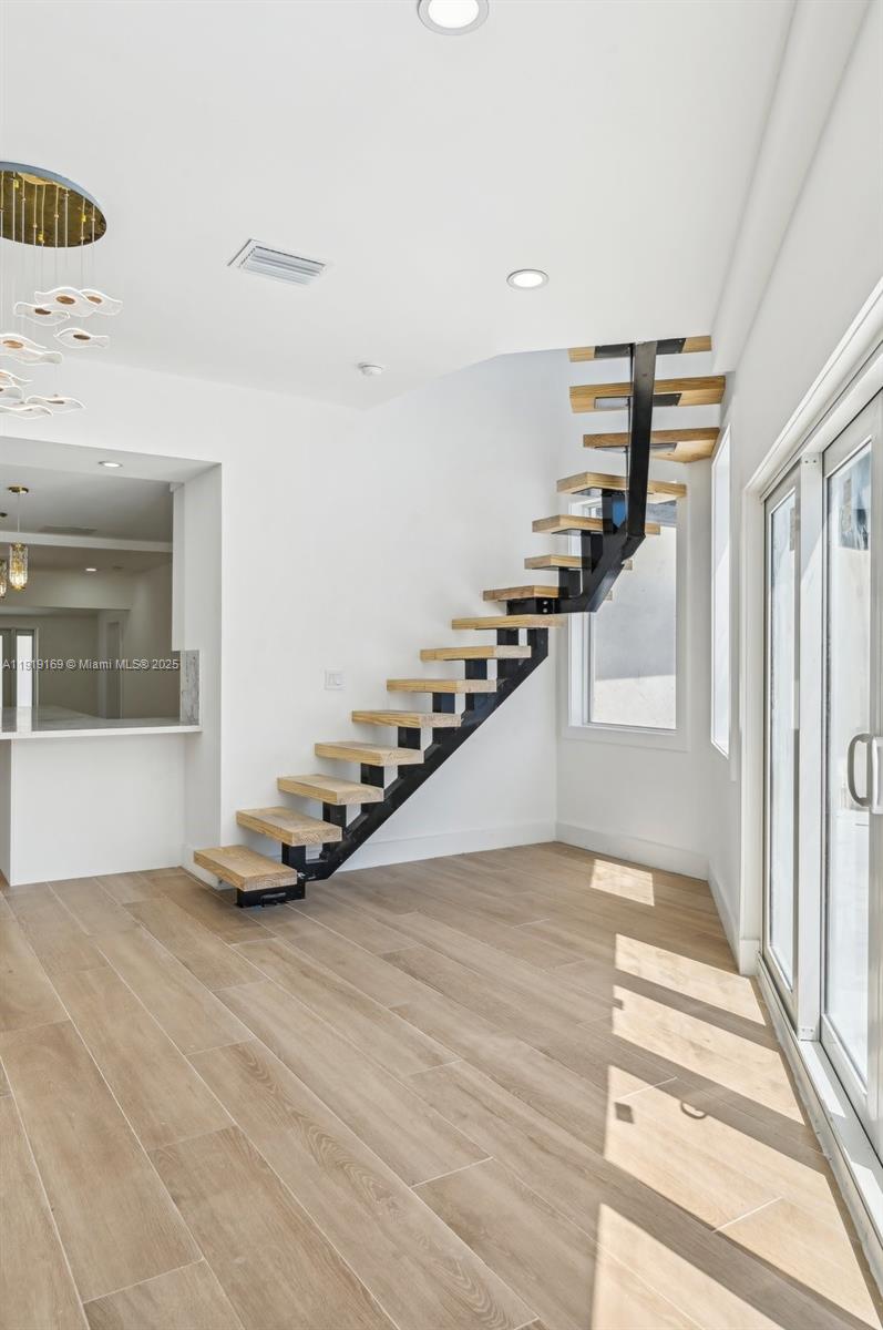 FLAMINGO PARK SEC - Residential