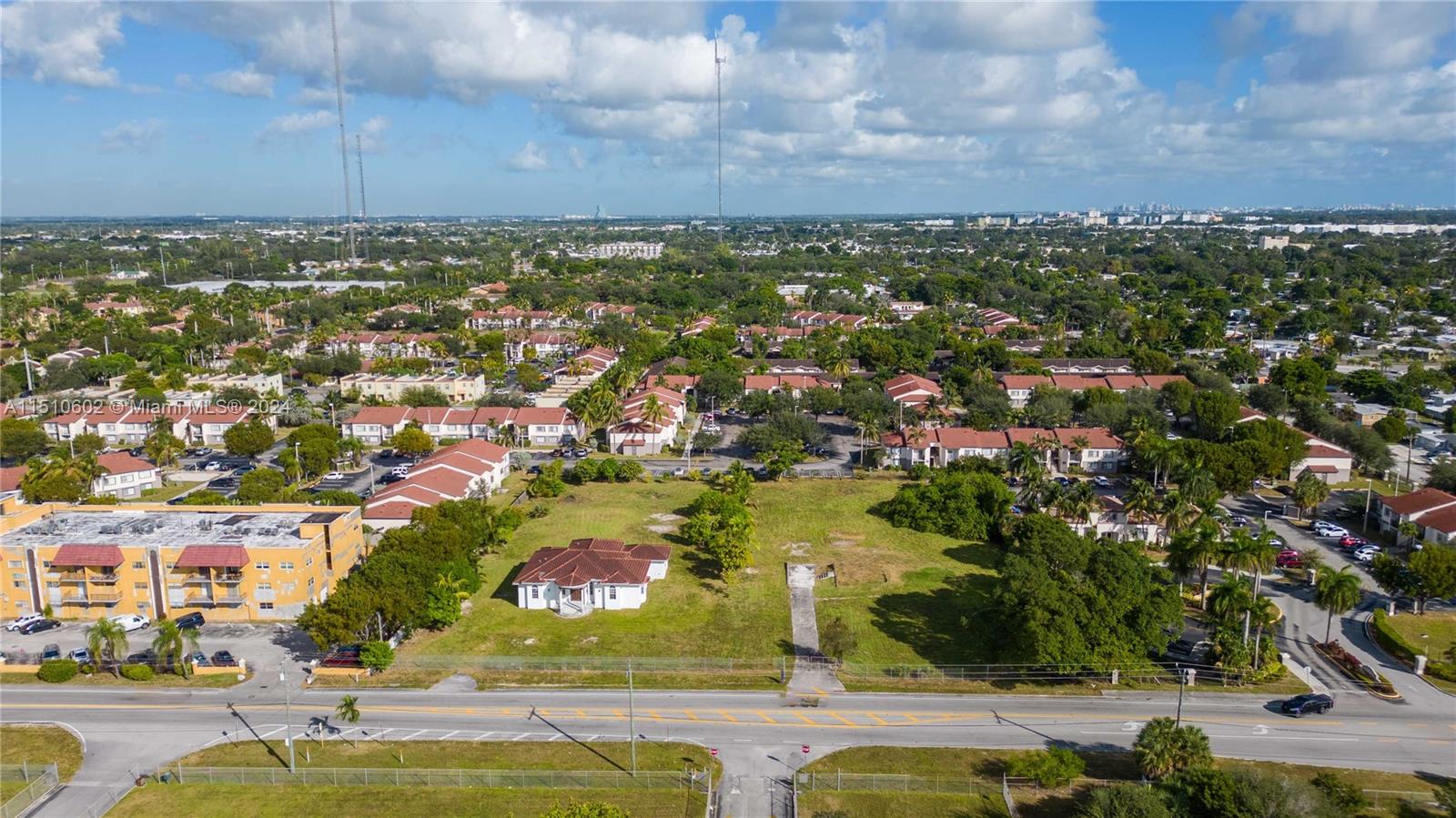 Land for Development - County Line Rd. Between Aventura & Hallandale. 2 Acres: Approved Site Plan for 28 Three-story Townhomes. The site is 2.07 acres located on 49 and SW 41 St Pembroke Park, FL. Zoning: RM-16H Medium-density Residential