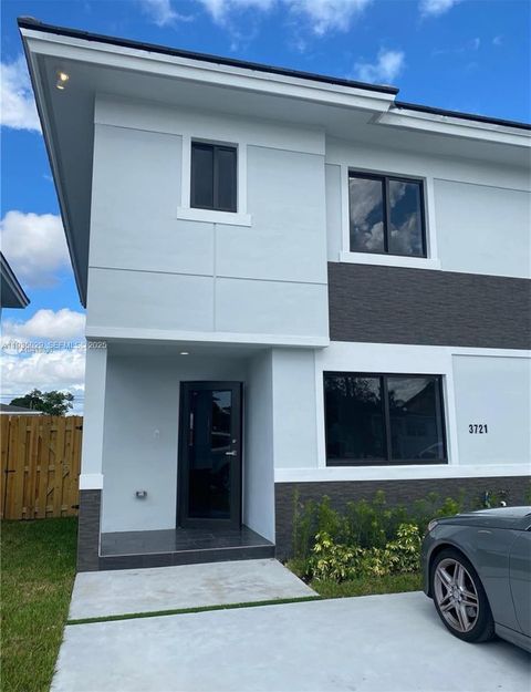 3721 SW 88th Pl B Miami FL 33165