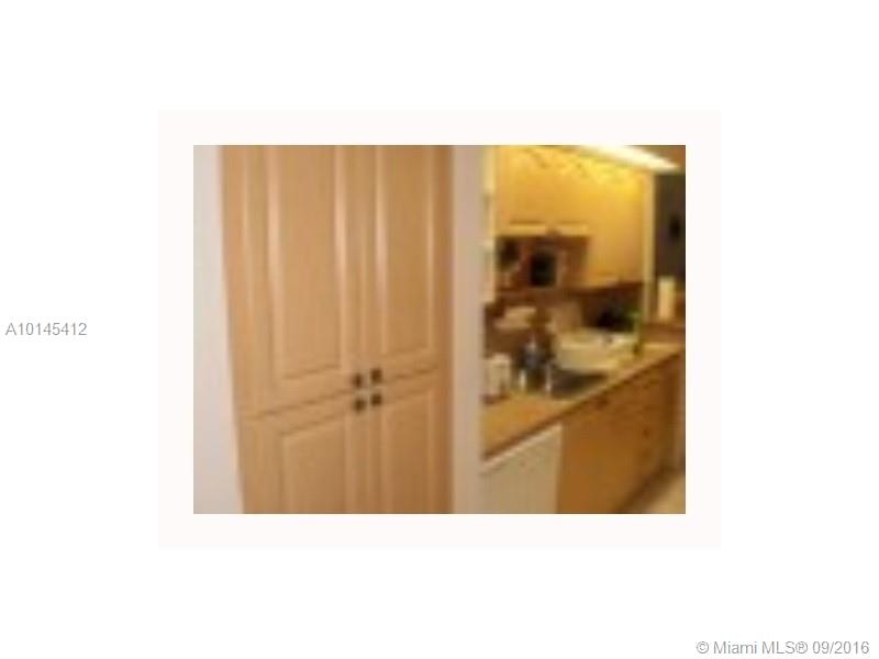 Ivanhoe East At Century V - Residential Lease