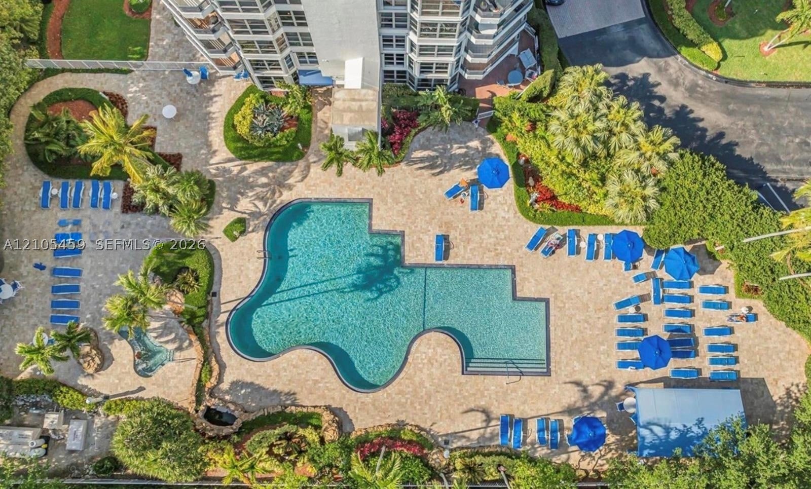 3500 Mystic Pointe Dr 3406