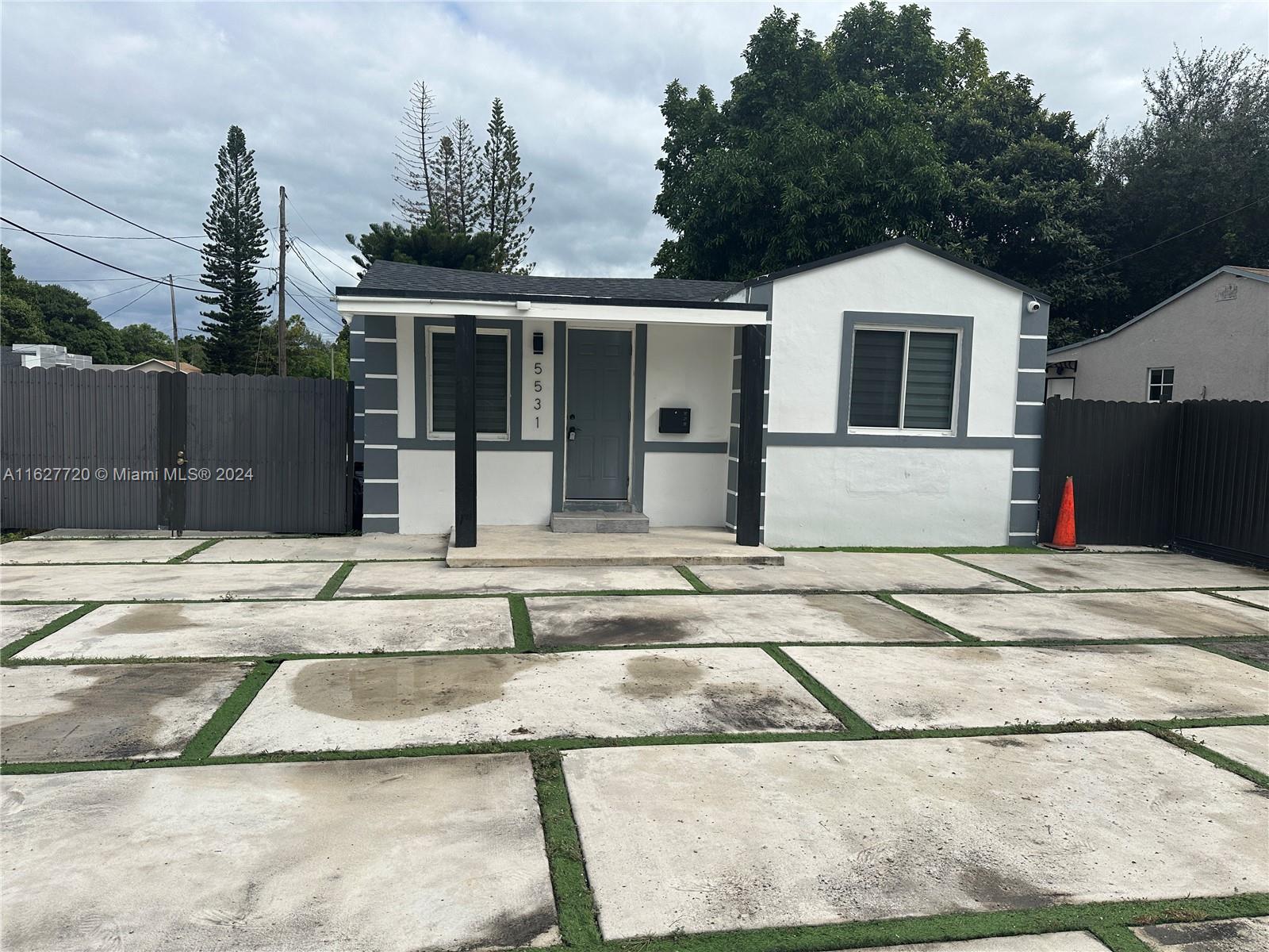 HIGH RIDGE PARK - Residential