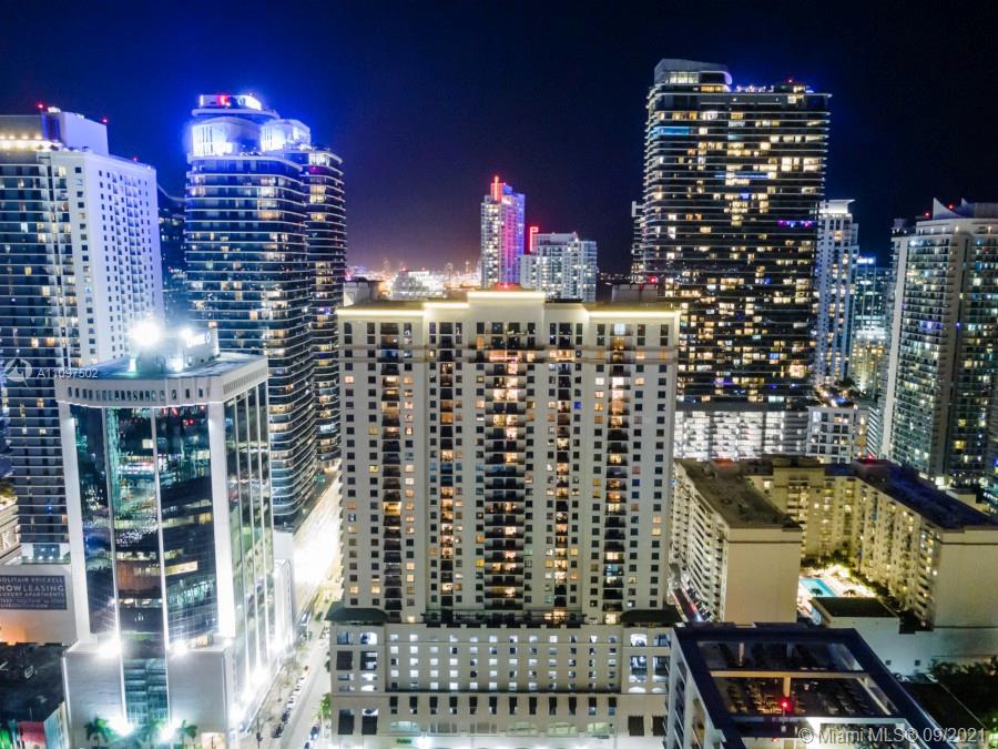 NINE AT MARY BRICKELL VILL - Residential