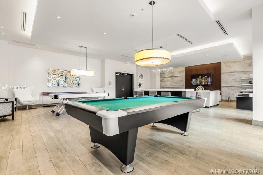 NINE AT MARY BRICKELL VILL - Residential